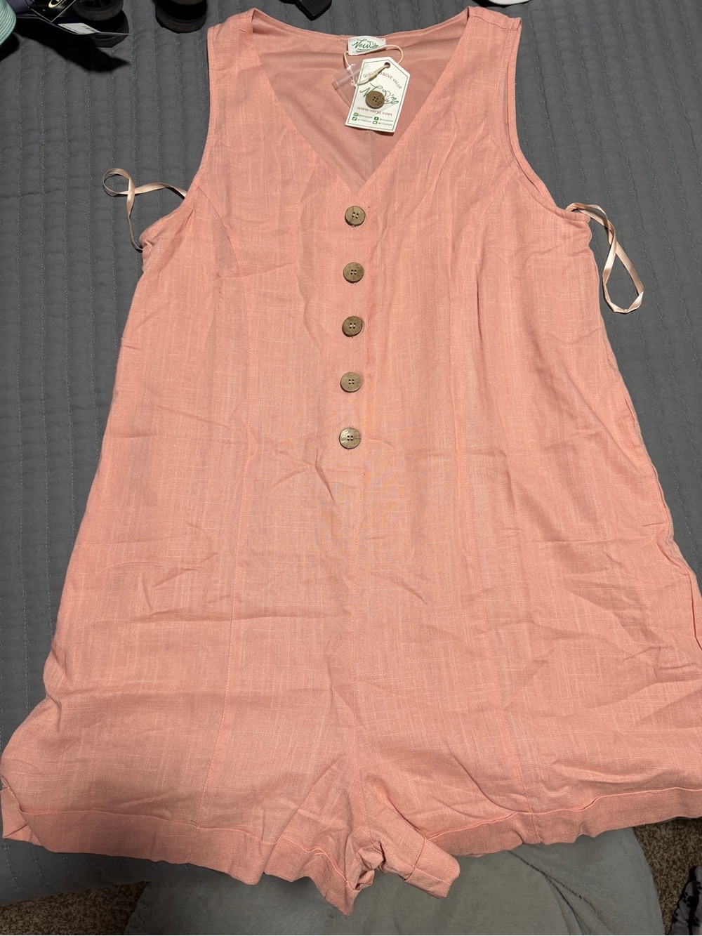 Very J Peach Button-Front Romper
